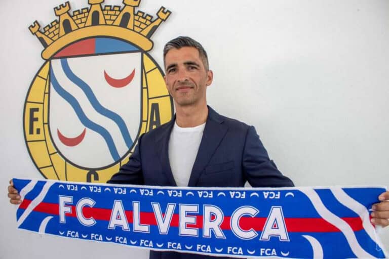 Após deixar o SC Braga B, Custódio Castro é oficialmente o novo treinador do Alverca 