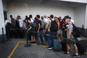 Voo de repatriamento transportou 69 pessoas de Israel para Portugal 