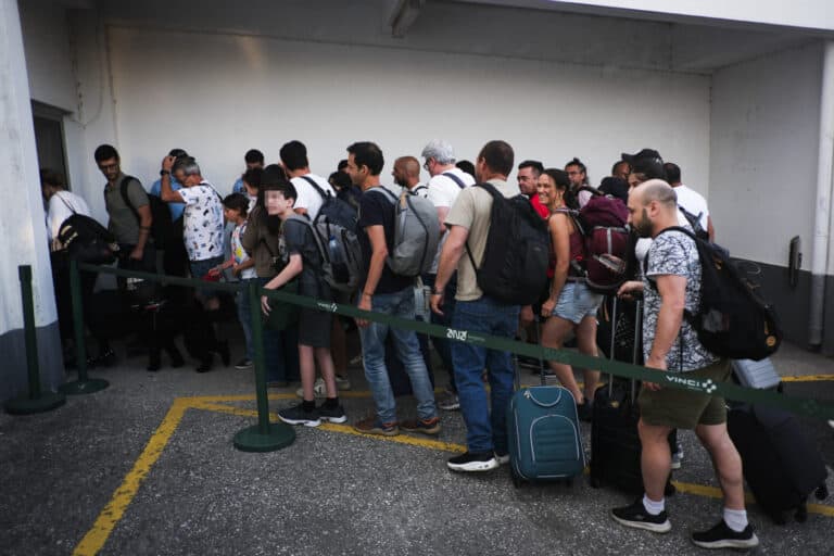 Voo de repatriamento transportou 69 pessoas de Israel para Portugal