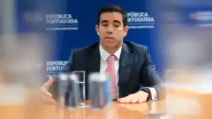 Governo alarga prazo para atribuir nacionalidade para um mínimo de sete anos