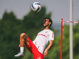 Carlos Vicens traz "outra mentalidade" ao SCB, diz Ricardo Horta