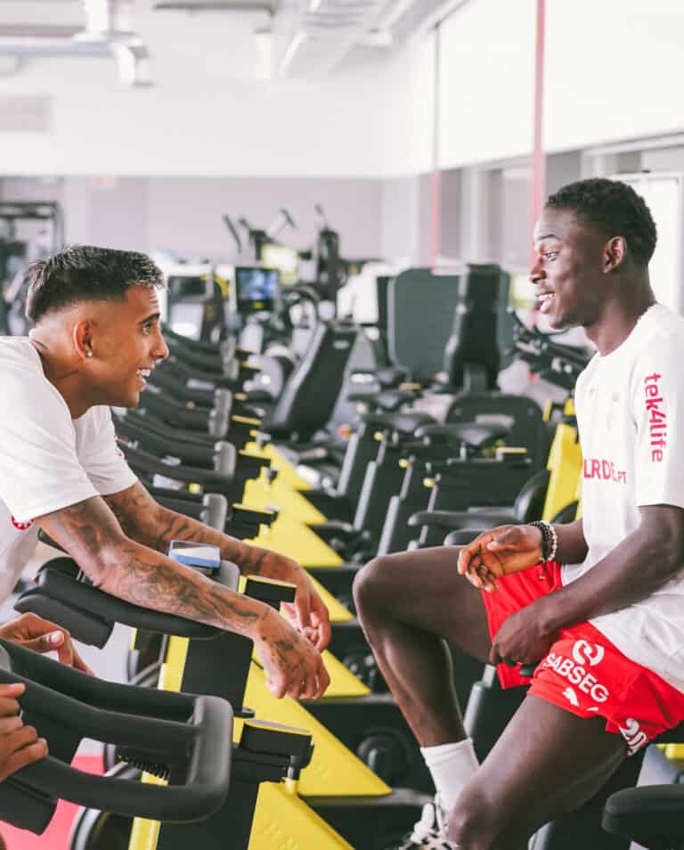 Estágio de pré-época. SCB a caminho da Áustria com 31 jogadores