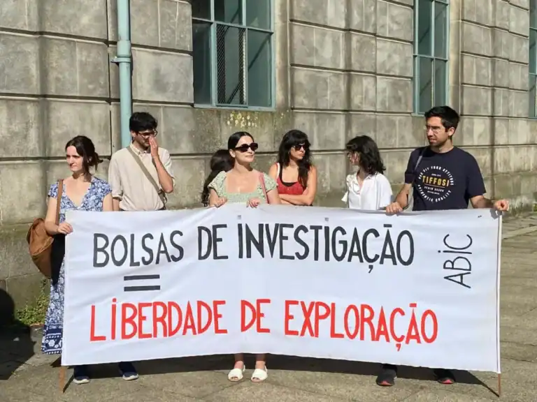 50 investigadores concentrados para “Encontro Ciência sombra” sobre precariedade