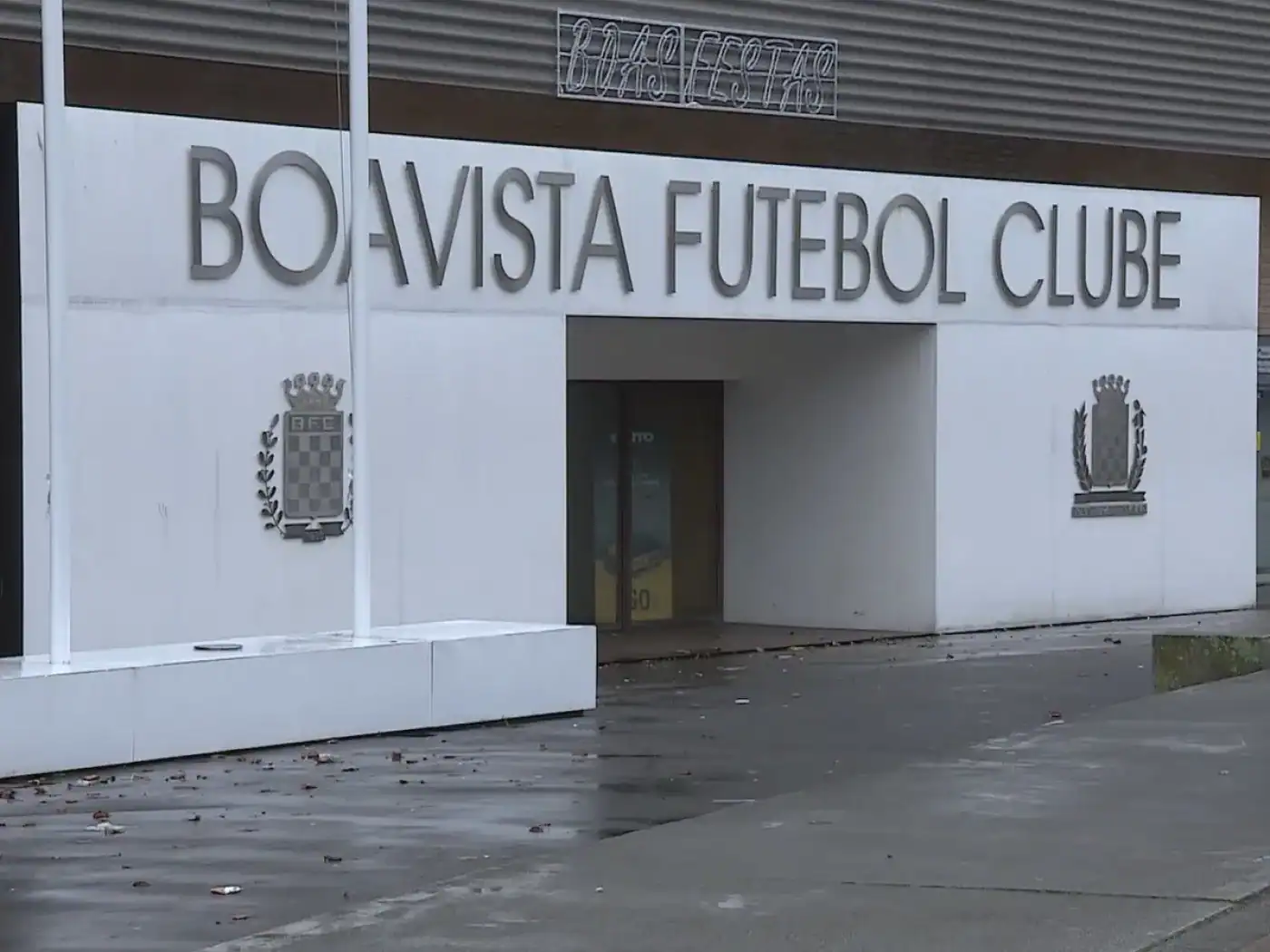 PJ faz buscas no Estádio do Boavista