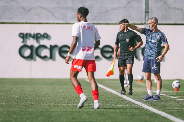 SCB vence novo jogo de preparação. Vicens "entusiasmado" com equipa