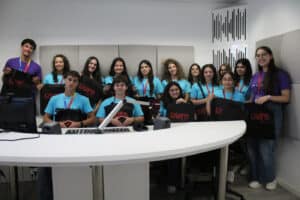 Jovens passam pela RUM em experiência do Verão no Campus