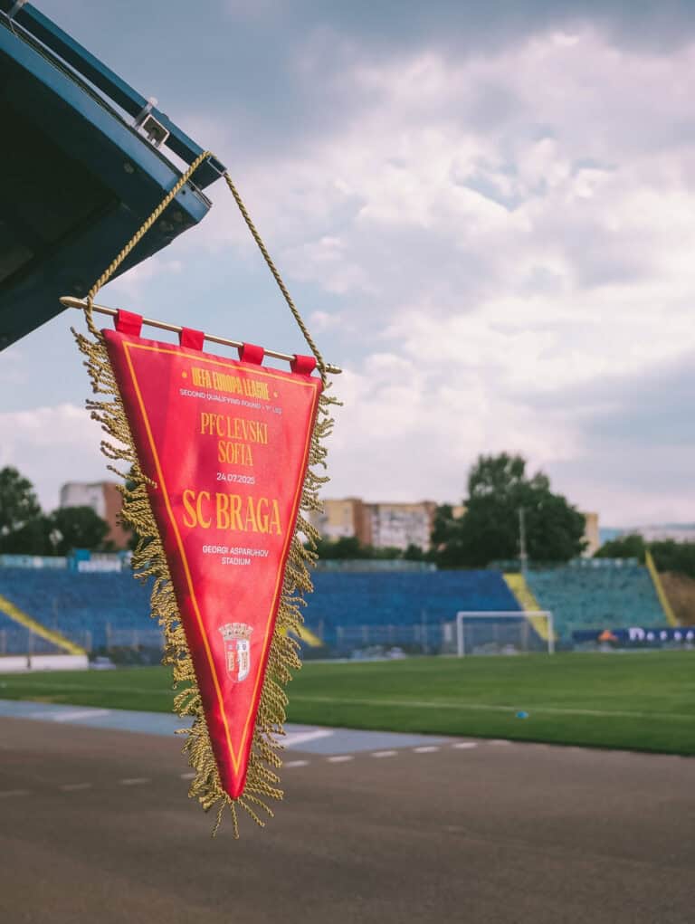 Aí está o primeiro onze oficial de Carlos Vicens no SCB