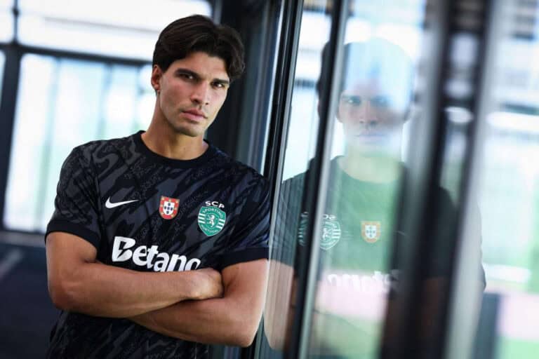 Guarda-redes João Virgínia regressa ao Sporting com contrato até 30 de junho de 2028