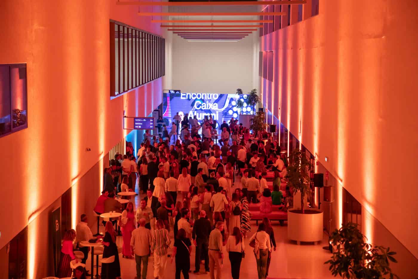 Encontro Caixa Alumni 2025 promete momentos de confraternização com José Cid como atração musical