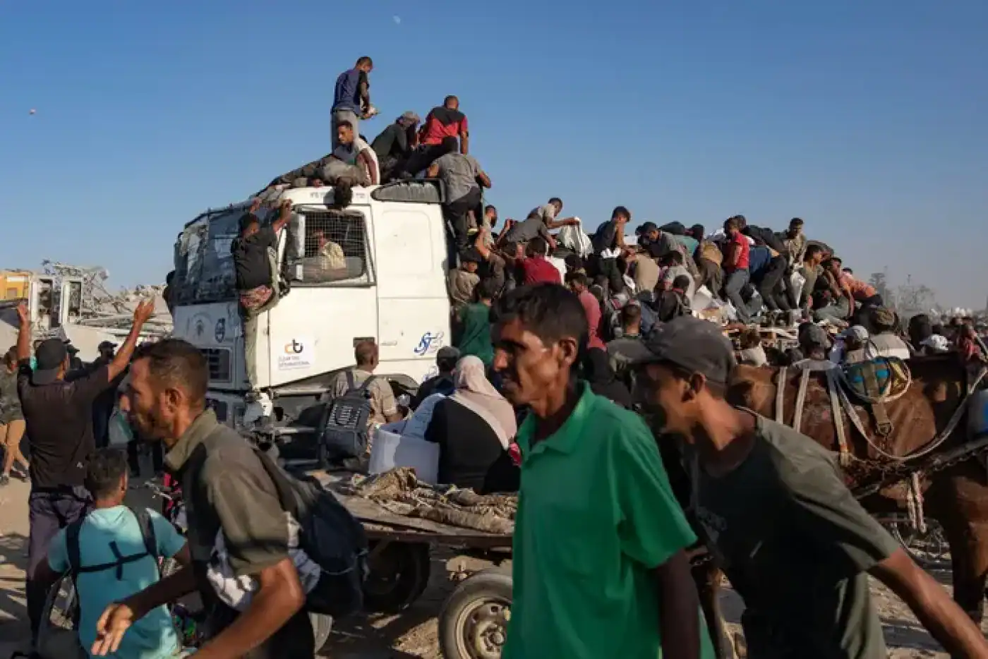 Cruz Vermelha denuncia mais de 4.500 feridos e 1.400 mortos em centros de ajuda humanitária na Faixa de Gaza