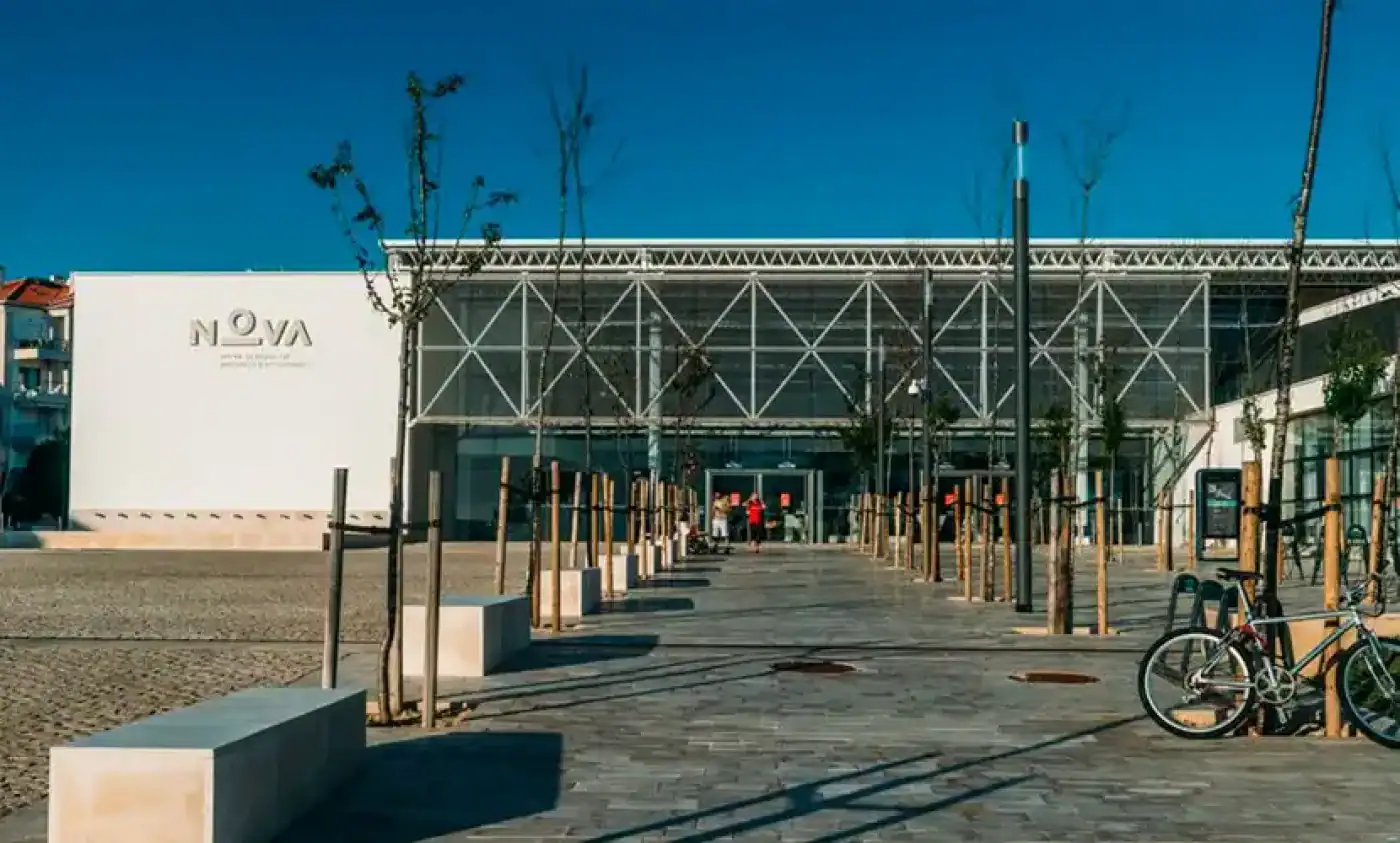 Estudante palestiniano admitido na Universidade Nova de Lisboa impedido de sair de Gaza