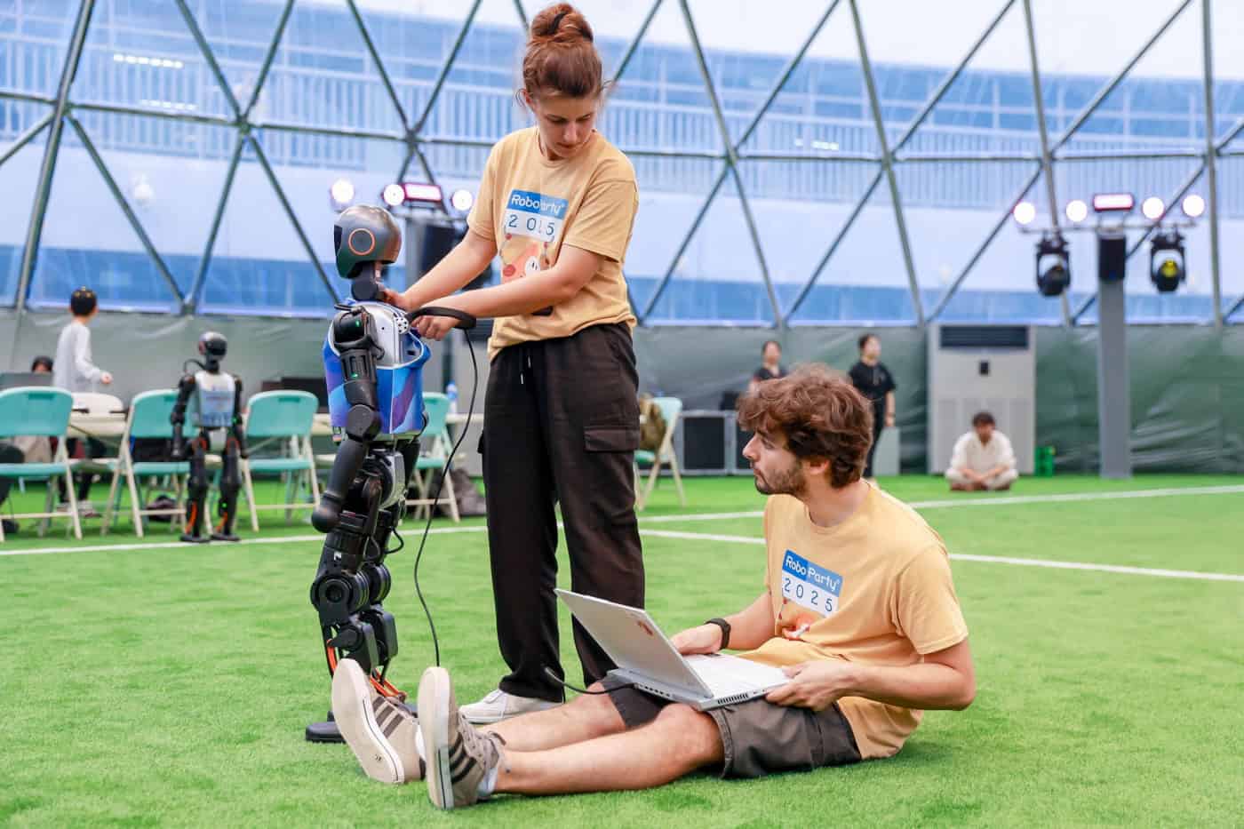 Laboratório de Robótica da UMinho no mundial de futebol com robôs humanóides