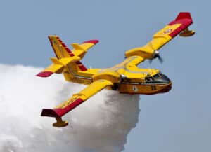 Portugal recebe ainda esta segunda-feira dois aviões 'Canadair' de Marrocos
