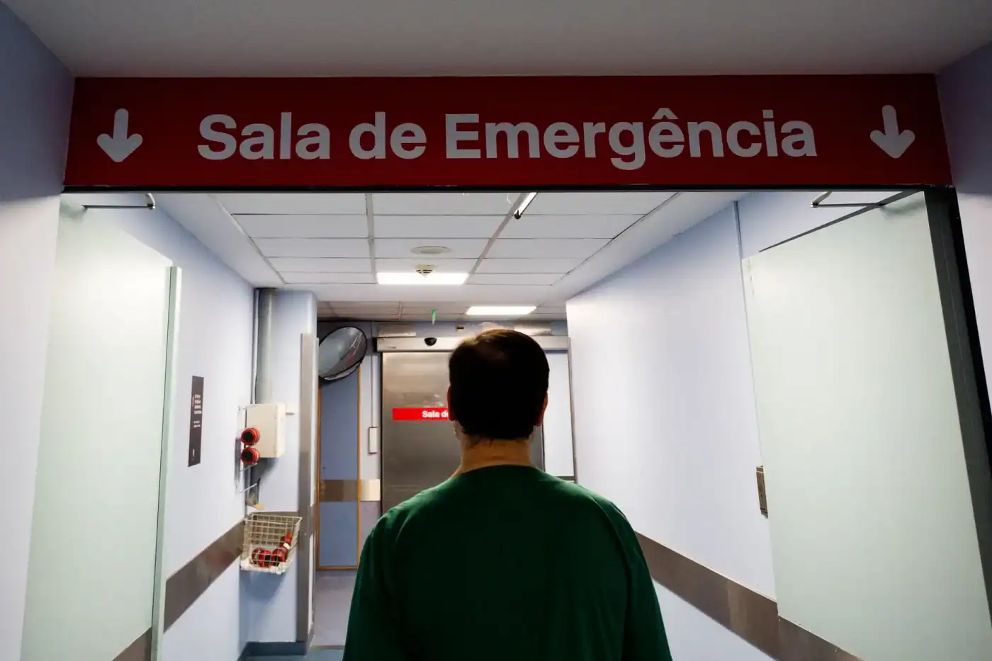 Bastonário critica ausência da Direção Executiva em momento crítico para o SNS