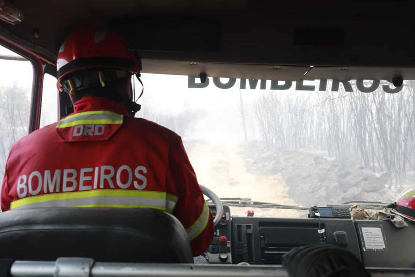 Mais de 110 bombeiros feridos nas últimas três semanas