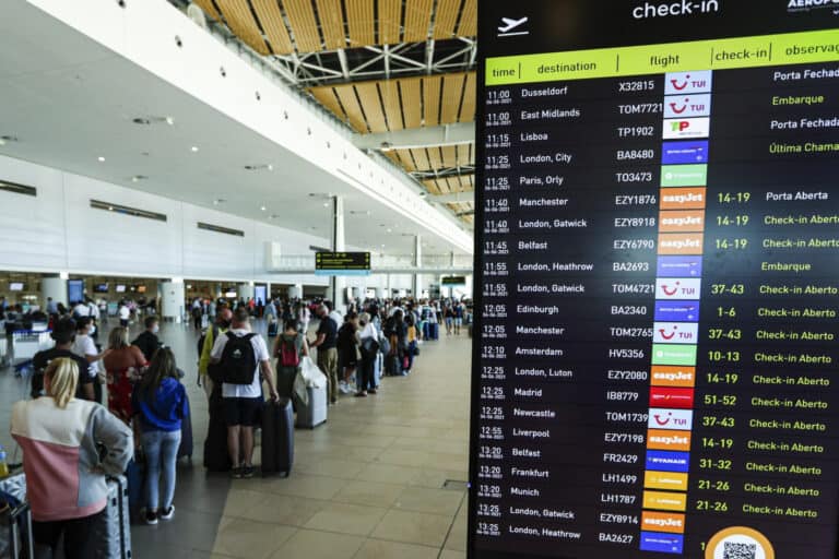 Nunca houve tantos passageiros a passar pelos aeroportos nacionais