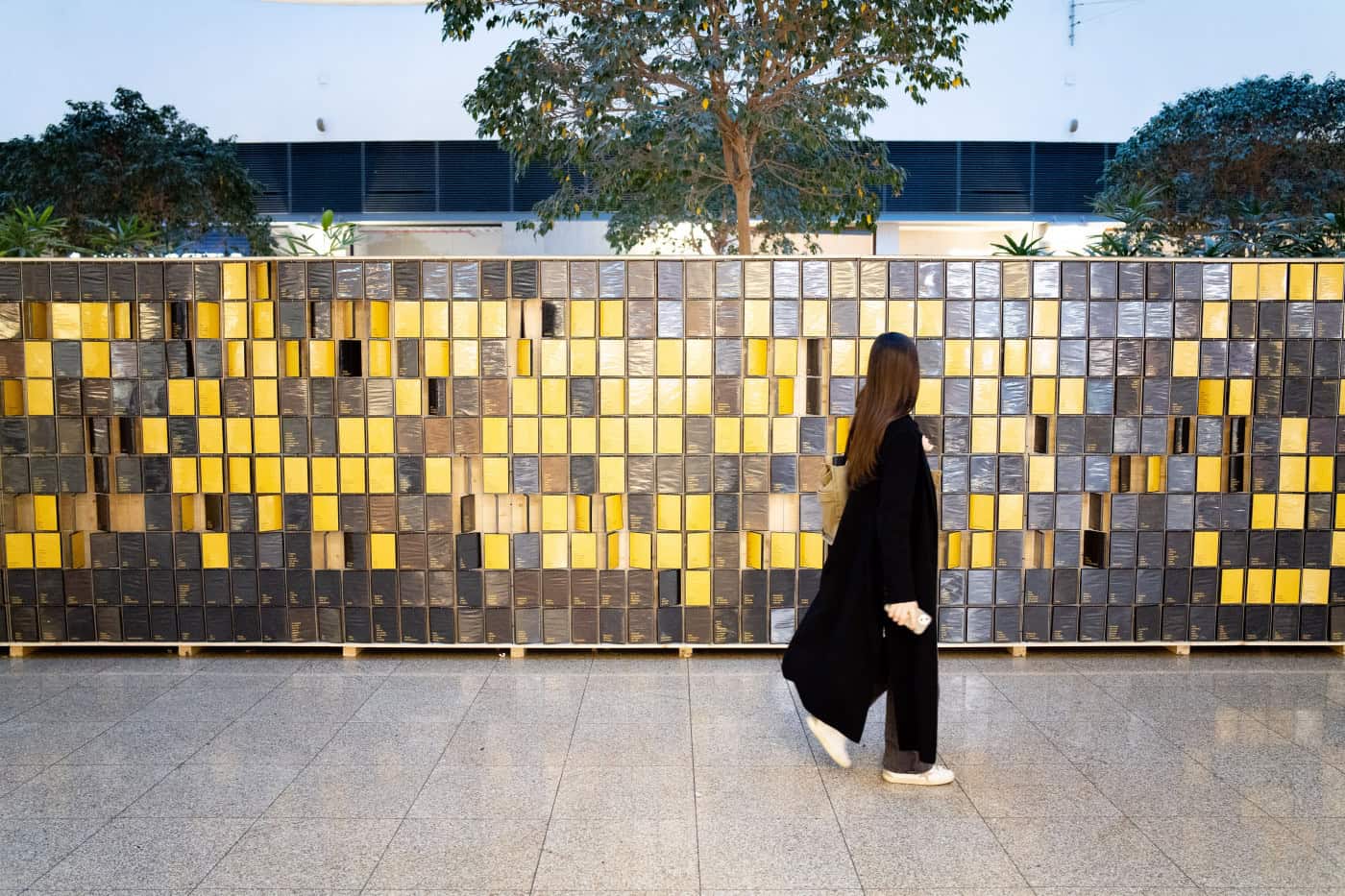 Mural dos Desejos de 13 metros ocupa centro comercial em Braga