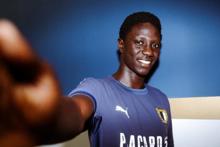 Promessa senegalesa é a nova contratação do FC Famalicão