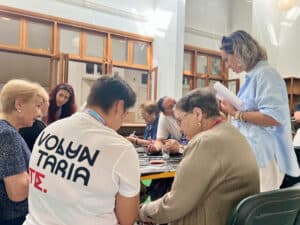 Eco-Gerações: Um projeto de educação ambiental que une jovens e idosos