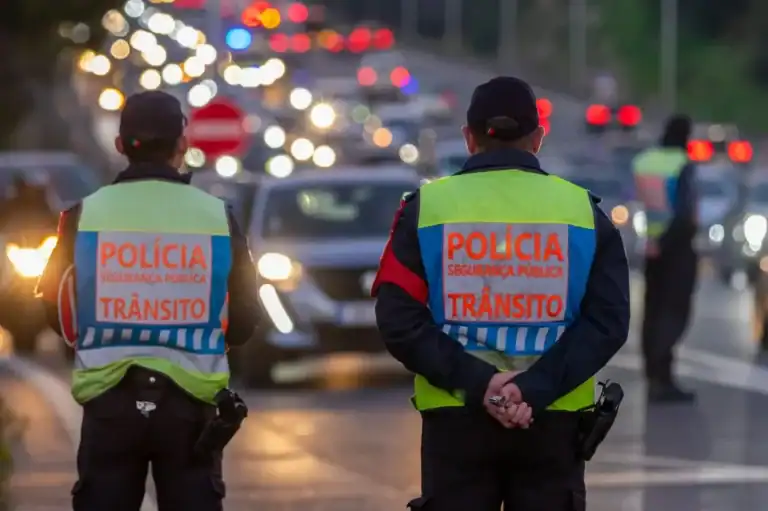 Operação Verão Seguro 2025 da PSP faz 53 detenções nas estradas no último dia de agosto