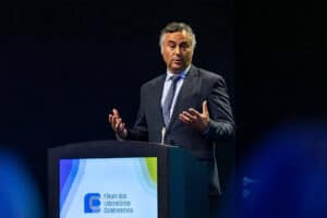 Ministro Fernando Alexandre recusa ter pressionado reitor da Universidade do Porto