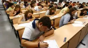 Governo defende exames no acesso ao ensino superior e promete manter exigência 