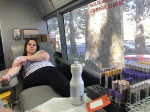 Crianças sensibilizam população para dar sangue