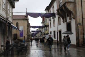 Comerciantes queixam-se de pouca afluência na Semana Santa