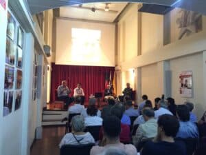 Especialistas arrasam caderno de encargos da Confiança