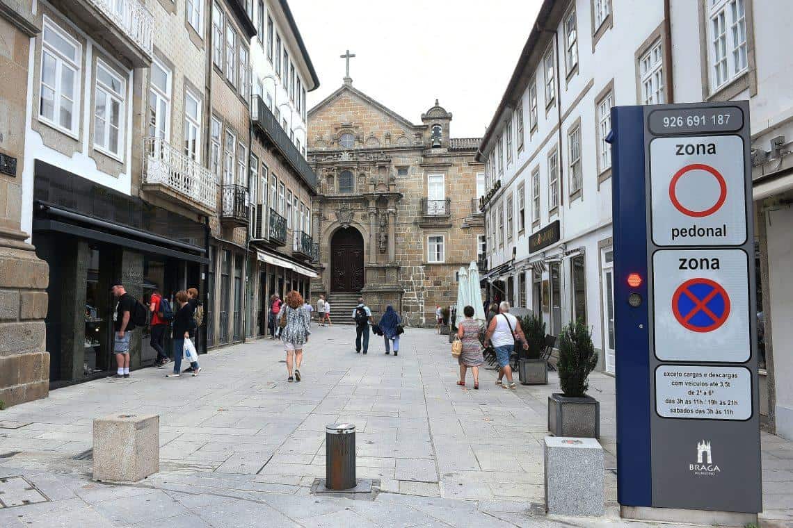 Limitação de acesso(s) a moradores gera discórdia