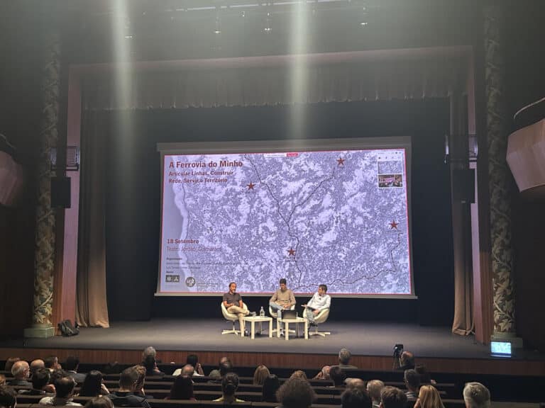 Especialistas em ferrovia criticam&nbsp; estação de alta velocidade em Semelhe