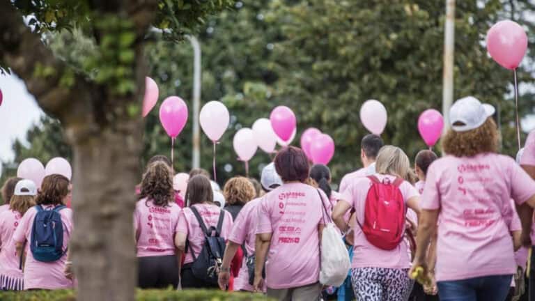 ‘Outubro Rosa’ volta a colorir Braga com corrida solidária e exposição internacional