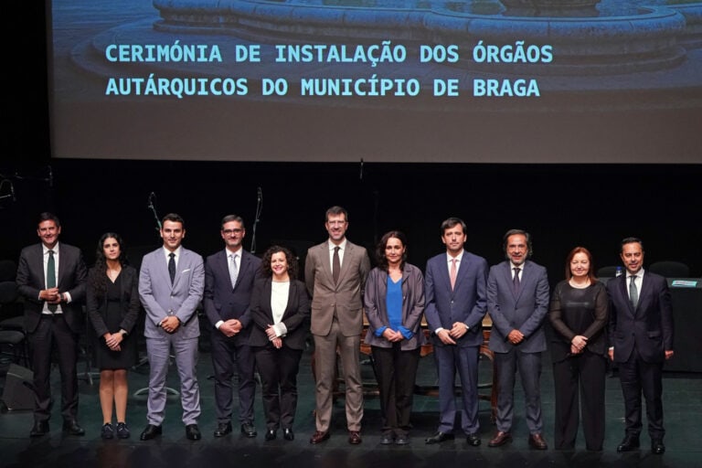 Oposição não aceita termos de João Rodrigues para início de negociações