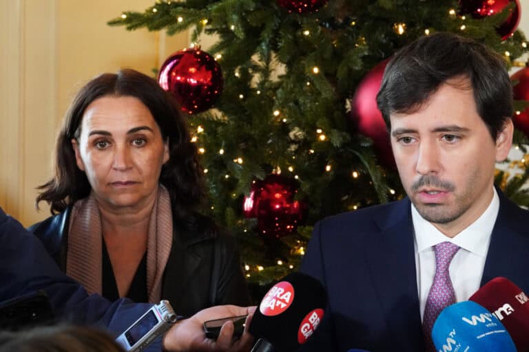 João Rodrigues delegou pelouros mas ainda não fechou a porta