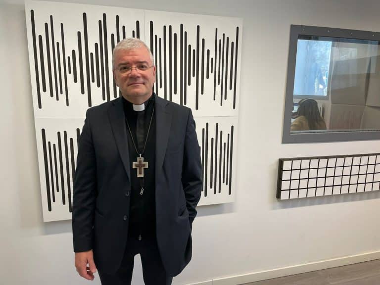 O paradoxo de Braga: Arcebispo fala em “oásis” vocacional, mas gere 551 paróquias com 200 padres