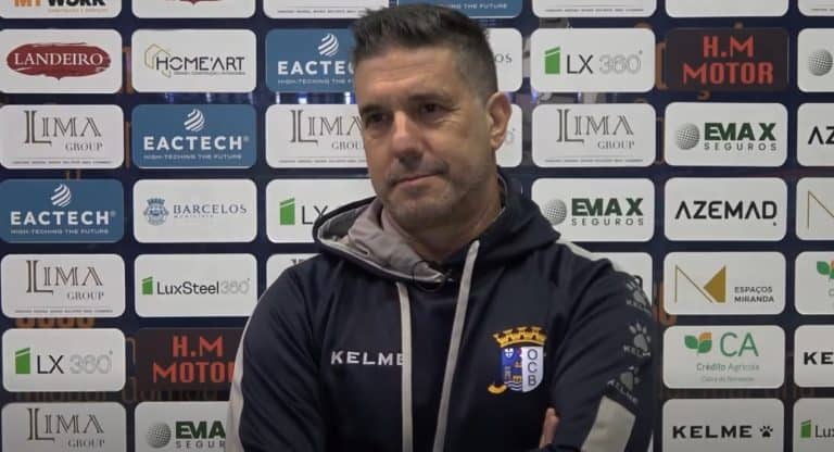 Rui Neto quer uma equipa mais consistente frente o HC Braga