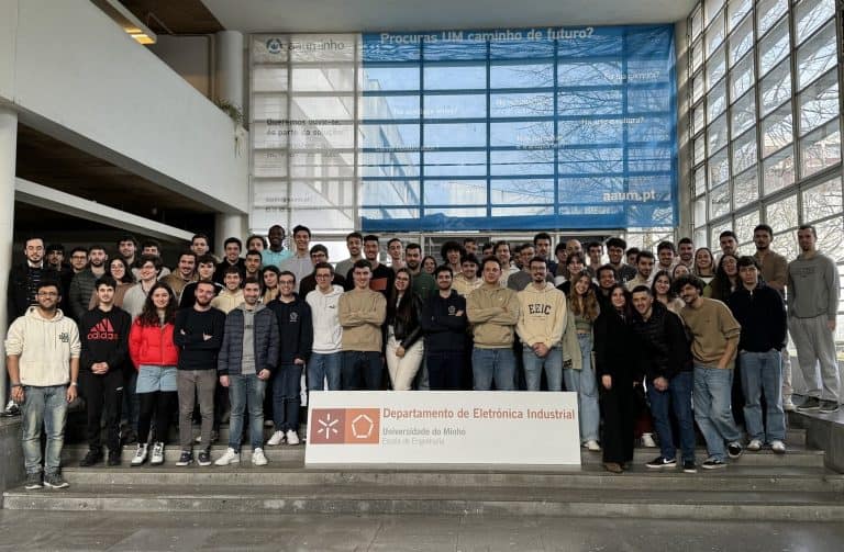 Alunos de Engenharia mostram soluções tecnológicas no campus de Azurém