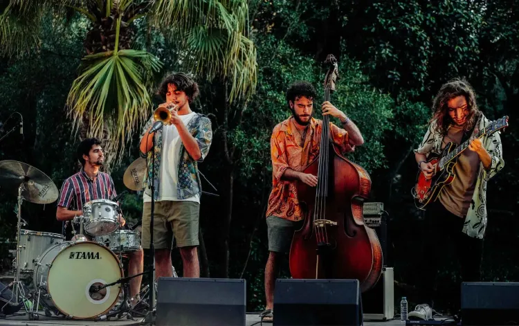 ‘Fourward’ apresenta novo disco este sábado