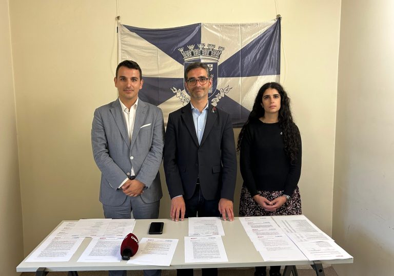 Vereadores do ‘Amar e Servir Braga’ denunciam bloqueio de informação por parte de João Rodrigues
