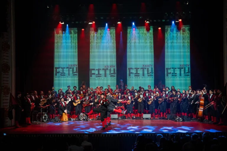 XXXV FITU volta às raízes no Theatro Circo