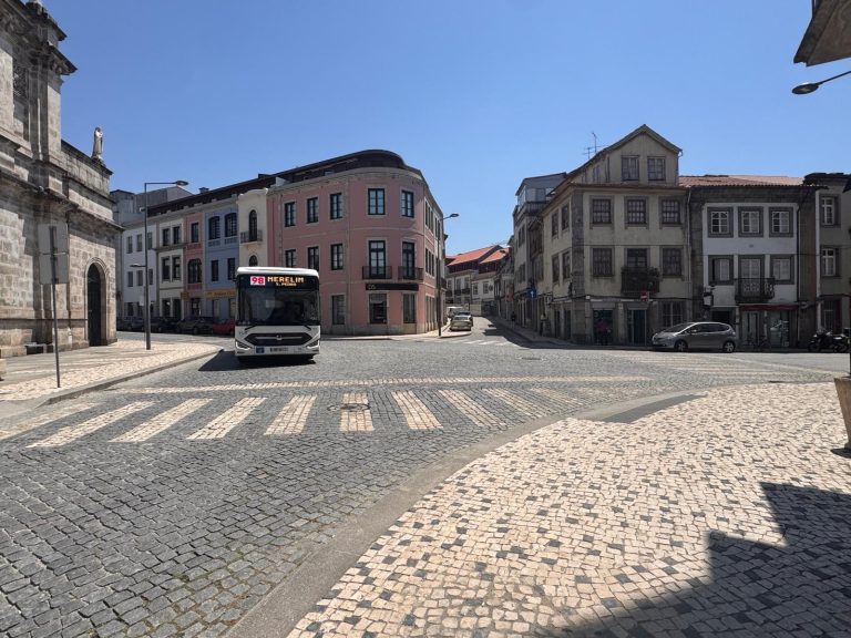 IL quer mapear “pontos negros” e questiona autarquia sobre protocolo de segurança rodoviária em Braga