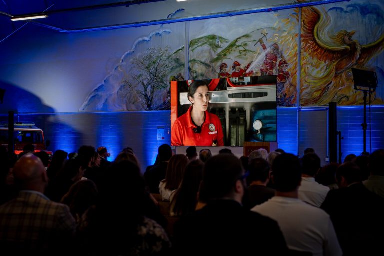 30 Obras de arte à venda na Gala Juntos Somos Heróis
