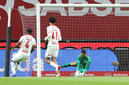 SC Braga. Bellaarouch emprestado aos romenos do Dinamo Bucuresti