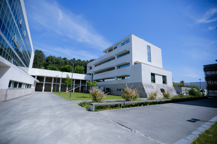 UMinho promove palestra sobre os avanços no estudo da Biocompatibilidade