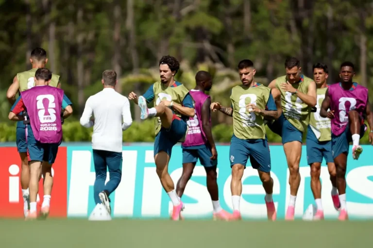 Rúben Dias e João Félix titulares na seleção de Portugal frente ao Uzbequistão