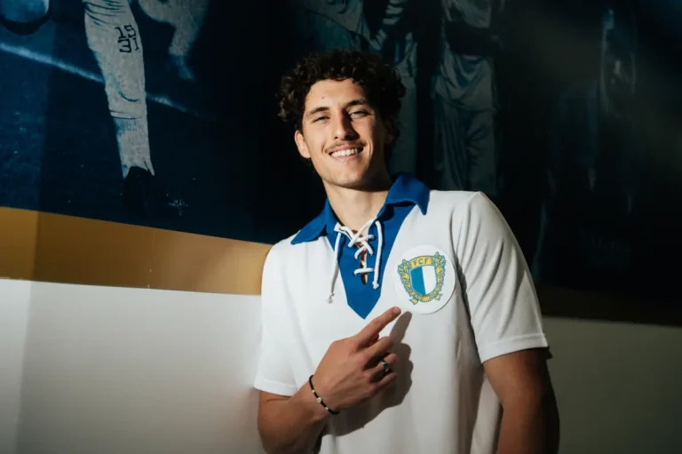 FC Famalicão contrata internacional sub-21 neerlandês para o centro da defesa