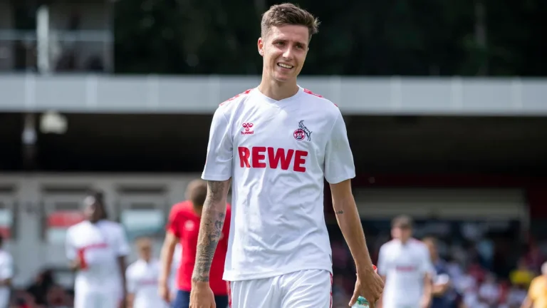 Denis Huseinbašić, médio do Colónia, a caminho do SC Braga