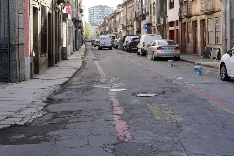 Trânsito cortado em duas ruas centrais de Braga durante 45 dias